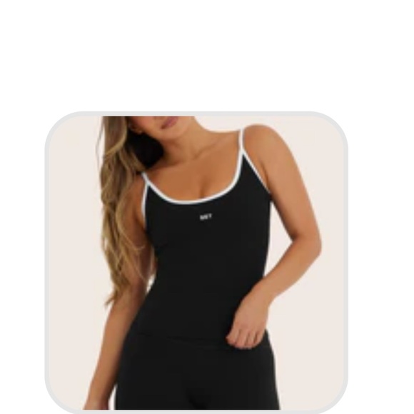 SET Active Sportbody Sporty U Tank in color Orca - Picture 3 of 5